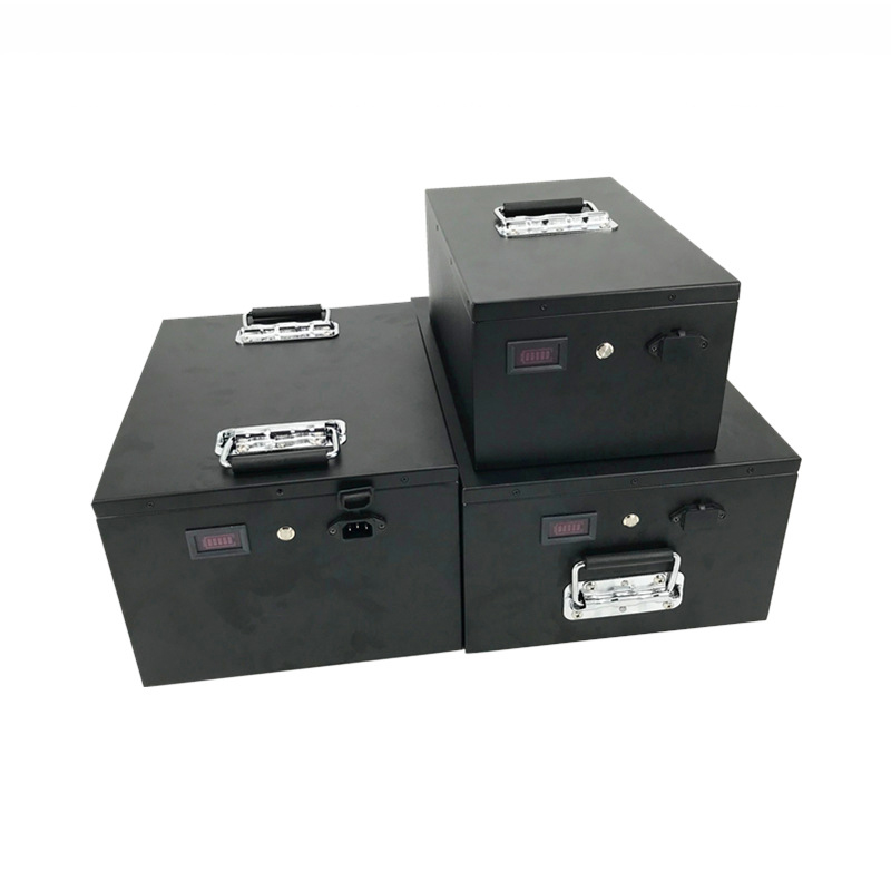 磷酸鐵鋰電池主要優(yōu)點(diǎn)：安全、耐用、經(jīng)濟(jì)的能源解決方案